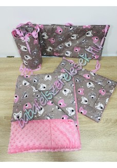 Komplett prémium babaágynemű szett - rózsaszín indián macis