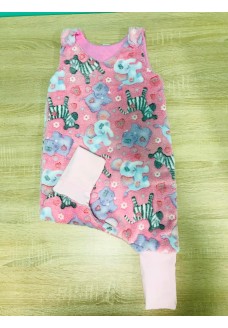 Kamáslis rózsaszín zebrás-elefántos tipegő hálózsák Kamáslis rózsaszín zebrás-elefántos tipegő hálózsák