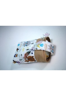 bézs állatos csatos pelenkatároló bézs állatos csatos pelenkatároló