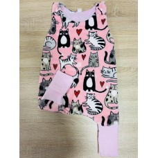 Kamáslis rózsaszín cuki cicás tipegő hálózsák