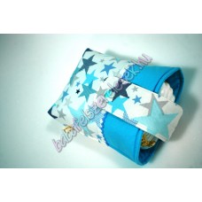 Kék csillagos csatos pelenkatároló