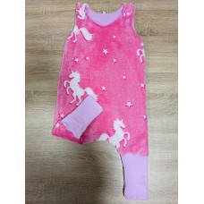 Kamáslis középrózsaszín világítós unikornisos tipegő hálózsák