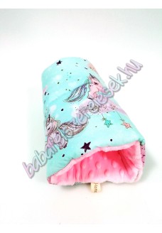 menta unikornisos pihe-puha szoptatós karpárna