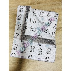 Zebra mintás középszürke dupla minky-s babatakaró