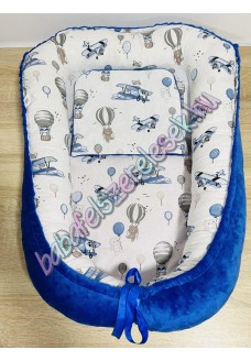 Babafészek - kék hőlégballonos-macis + pihe-puha királykék minky Babafészek - kék hőlégballonos-macis + pihe-puha királykék minky