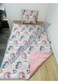 Szürke-rózsaszín unikornisos prémium ágynemű 